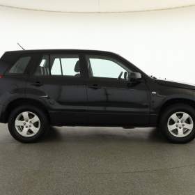 Foto inzerátu Suzuki Grand Vitara 2.0