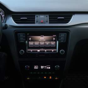 Foto inzerátu Skoda Rapid 1.0 TSI
