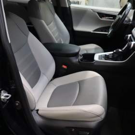 Foto inzerátu Toyota RAV 4 2.5 Hybrid