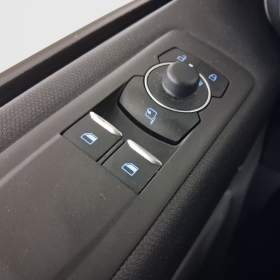 Foto inzerátu Ford Tourneo Custom 2.0 EcoBlue