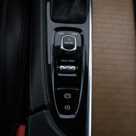 Foto inzerátu Volvo XC90 D5 AWD