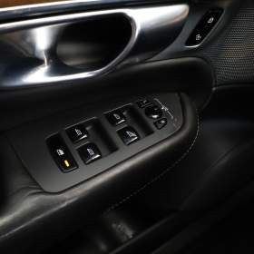 Foto inzerátu Volvo XC90 D5 AWD