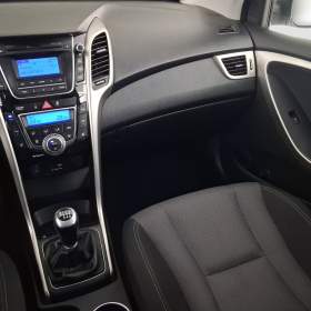 Foto inzerátu Hyundai i30 1.6 MPI