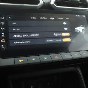 Foto inzerátu MG ZS SUV 1.5 i