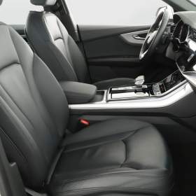 Foto inzerátu Audi Q8 55 TFSI