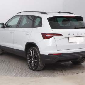 Foto inzerátu Skoda Karoq 1.5 TSI
