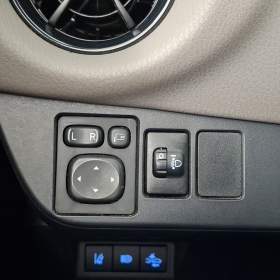 Foto inzerátu Toyota Yaris 1.5 Hybrid