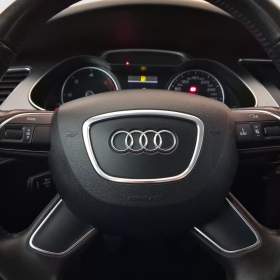 Foto inzerátu Audi A4 2.0 TDI