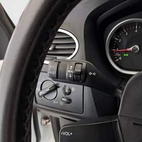 Foto inzerátu Ford Focus 1.6 16V