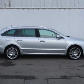 Foto inzerátu Skoda Superb 2.0 TSI