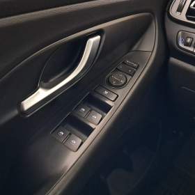 Foto inzerátu Hyundai i30 1.5 T-GDI MHEV