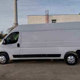 Foto inzerátu Citroen Jumper 2.2 BlueHDi