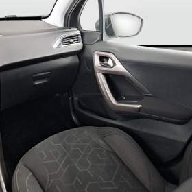 Foto inzerátu Peugeot 2008 1.2 PureTech