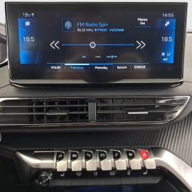 Foto inzerátu Peugeot 3008 1.5 BlueHDi