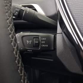 Foto inzerátu Peugeot 3008 1.5 BlueHDi