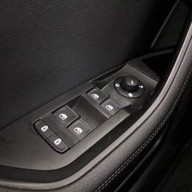 Foto inzerátu Skoda Superb 2.0 TDI