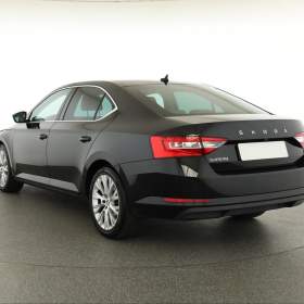 Foto inzerátu Skoda Superb 2.0 TDI