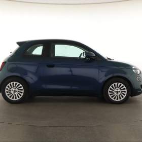 Foto inzerátu Fiat 500e 42 kWh