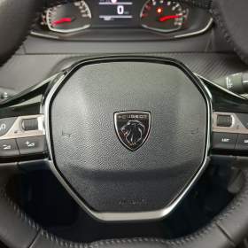 Foto inzerátu Peugeot 208 1.2 Hybrid