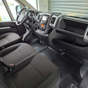Foto inzerátu Citroen Jumper 2.2 BlueHDi
