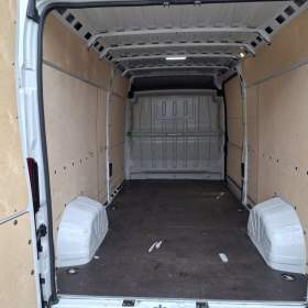 Foto inzerátu Citroen Jumper 2.2 BlueHDi