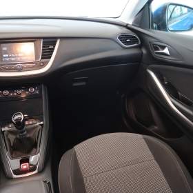 Foto inzerátu Opel Grandland 1.2 Turbo