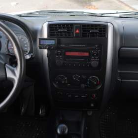 Foto inzerátu Suzuki Jimny 1.3 16V