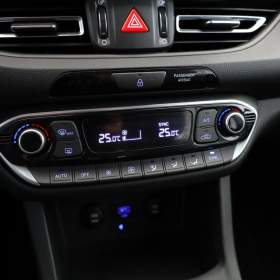 Foto inzerátu Hyundai i30 1.0 T-GDI