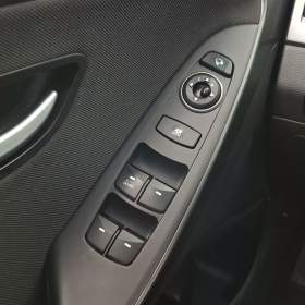 Foto inzerátu Hyundai i30 1.6 GDI