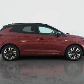 Foto inzerátu Opel Grandland Plug-in Hybrid4
