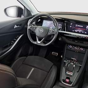 Foto inzerátu Opel Grandland Plug-in Hybrid4