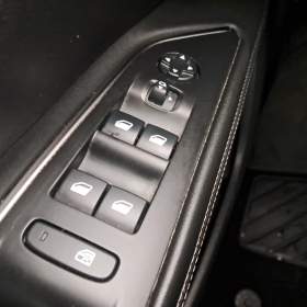 Foto inzerátu Peugeot 5008 1.5 BlueHDi