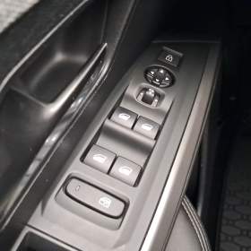Foto inzerátu Peugeot 3008 1.2 MHEV