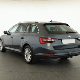 Foto inzerátu Skoda Superb 2.0 TDI 4x4