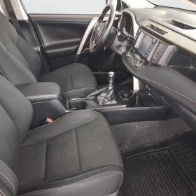 Foto inzerátu Toyota RAV 4 2.0 VVT-i