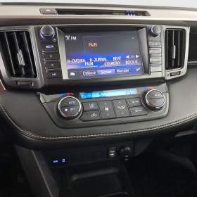 Foto inzerátu Toyota RAV 4 2.0 VVT-i
