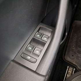 Foto inzerátu Skoda Rapid Spaceback 1.0 TSI