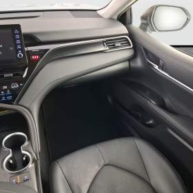 Foto inzerátu Toyota Camry 2.5 Hybrid