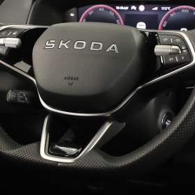 Foto inzerátu Skoda Karoq 1.5 TSI