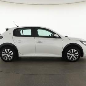 Foto inzerátu Peugeot e-208 50 kWh