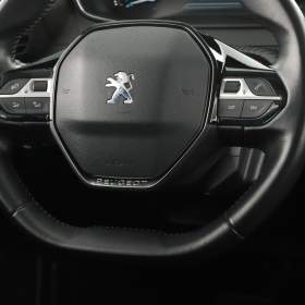Foto inzerátu Peugeot e-208 50 kWh