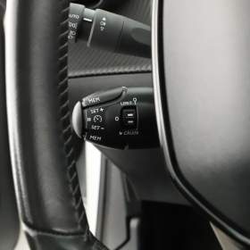 Foto inzerátu Peugeot e-208 50 kWh