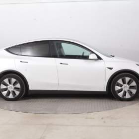 Foto inzerátu Tesla Model Y Long Range AWD 79kWh