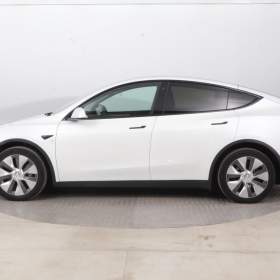 Foto inzerátu Tesla Model Y Long Range AWD 79kWh