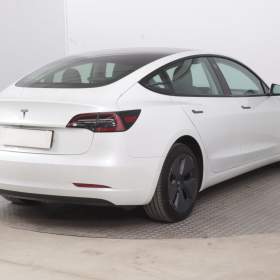 Foto inzerátu Tesla Model 3 Standard Range LFP