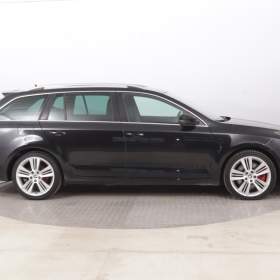 Foto inzerátu Skoda Octavia RS 2.0 TSI