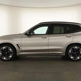 Foto inzerátu BMW iX3 80 kWh