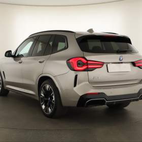 Foto inzerátu BMW iX3 80 kWh