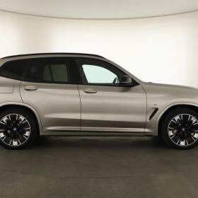 Foto inzerátu BMW iX3 80 kWh