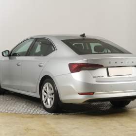 Foto inzerátu Skoda Octavia 2.0 TSI